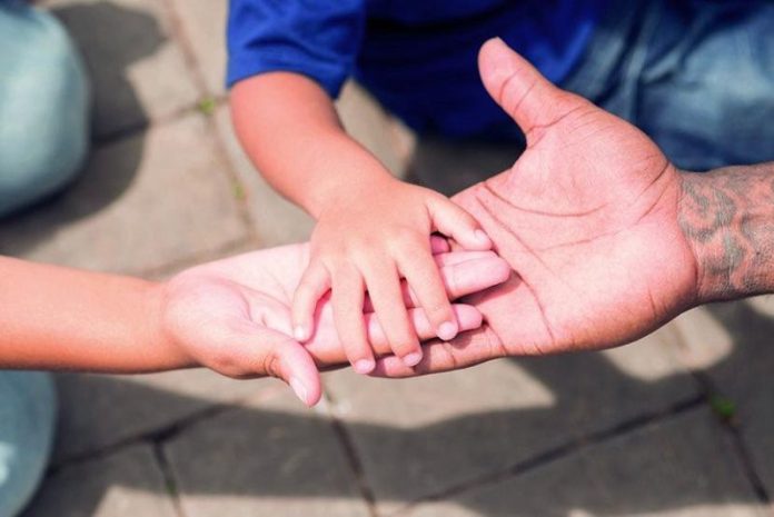 Solo dos de cada 10 niños han podido ser adoptados