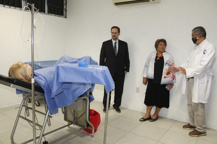  Inicia UAT vinculación con prestigiado centro médico de los Estados Unidos￼