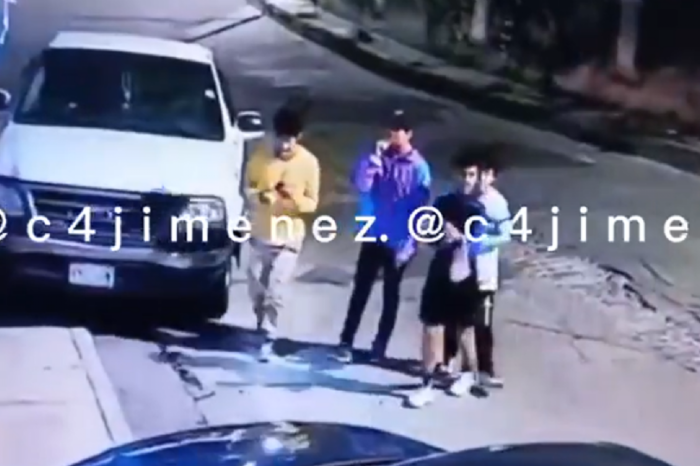 Niños lanzan cohete adentro de casa; cae en cuarto de menor de 4 años