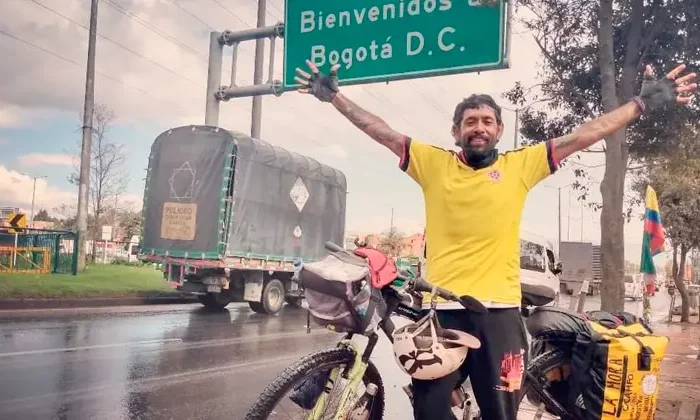Tamaulipeco pedalea 2 meses hasta Bogota￼