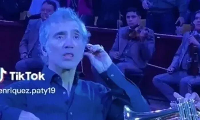 Critican a Alejandro Fernández por presentarse en supuesto estado inconveniente