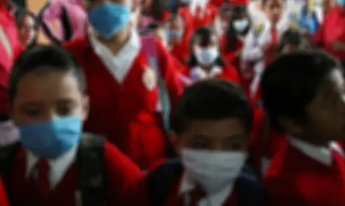 Cubrebocas obligatorio en escuelas y hospitales￼