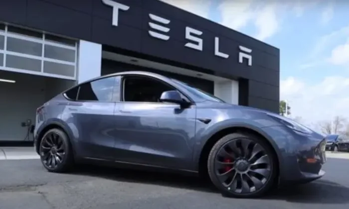 Tesla ya ofrece trabajo en México; checa vacantes y requisitos