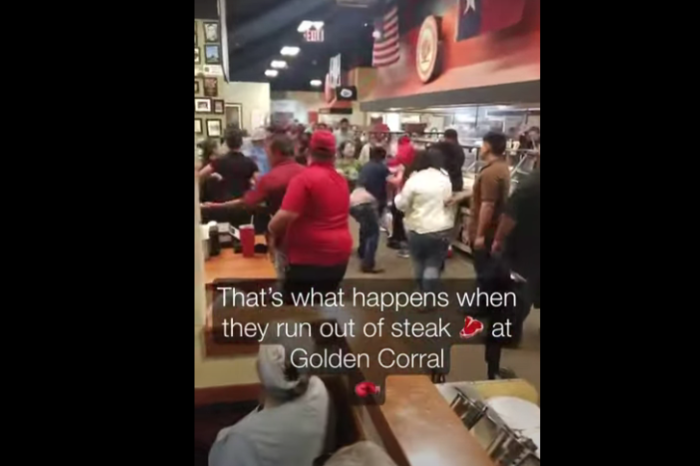 Se agarran a golpes en Golden Corral por el último filete￼