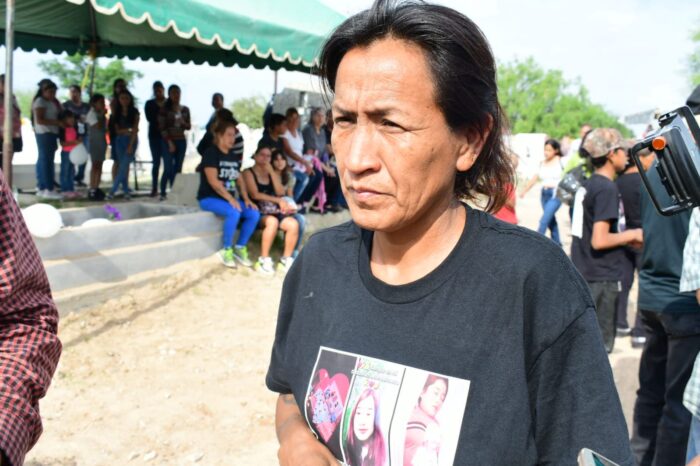 Militares acosan a familia de jovencita asesinada por la Guardia Nacional