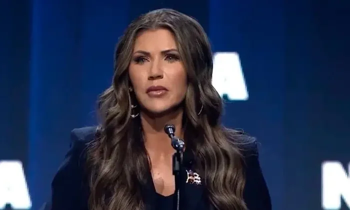 Gobernadora de Dakota afirma que portar armas es un derecho otorgado por Dios