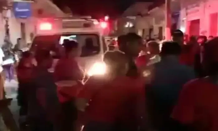 Conductor atropelló a asistentes de Procesión del Silencio en Puebla