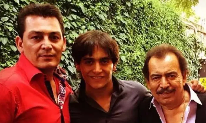 José Manuel Figueroa acude a despedir a su hermano Julián y lo atacan en redes