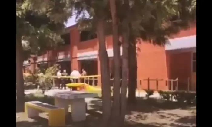 Alumna de secundaria muere en la escuela en Edomex