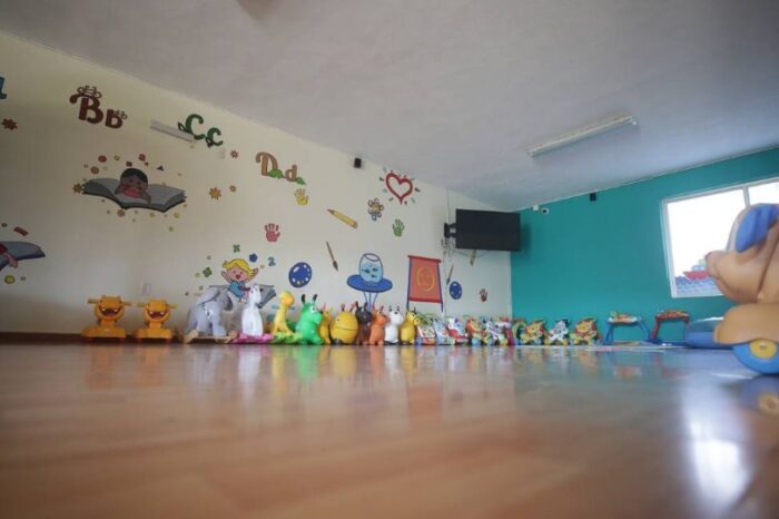 'Estoy desesperada', madre con cáncer terminal abandona a sus hijos en el DIF