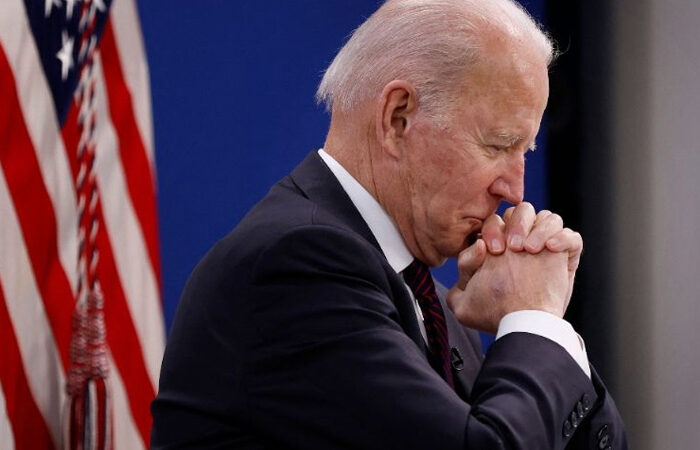 Biden pide prohibir rifles de asalto tras nuevo tiroteo masivo en EU