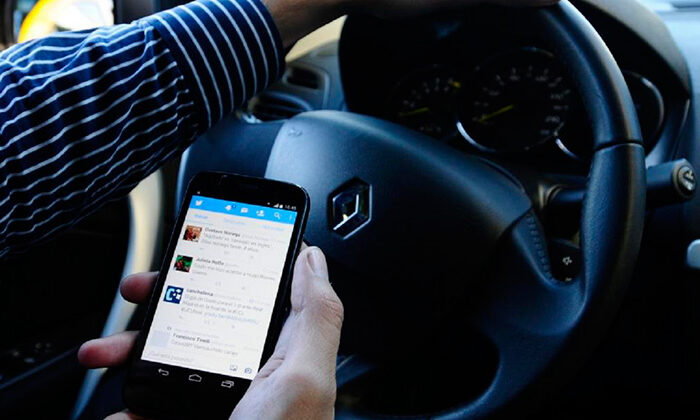 Cobrarían $500 por uso de cel cuando manejan