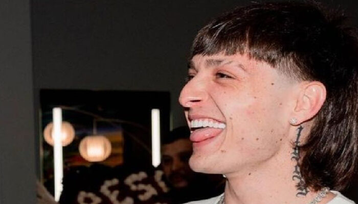 Niegan entrada a alumnos del Conalep por usar corte de Peso Pluma