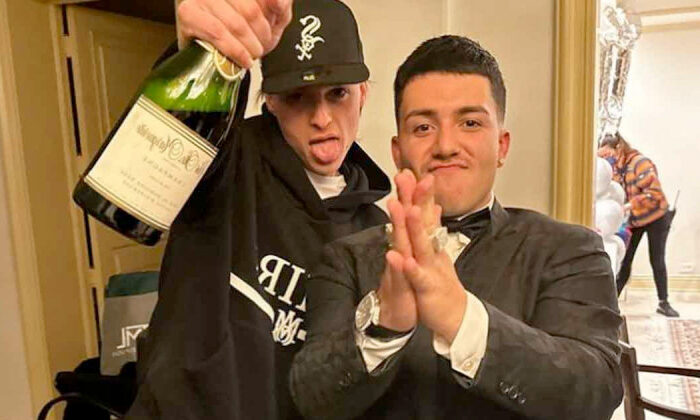 Compa, ¿que le parece esa multa?; Peso Pluma tendría que pagar derechos por cantar ‘Ella Baila Sola’