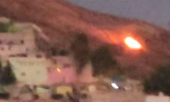 Habitantes de Edomex captan bolas de fuego en cerro y aseguran que son brujas