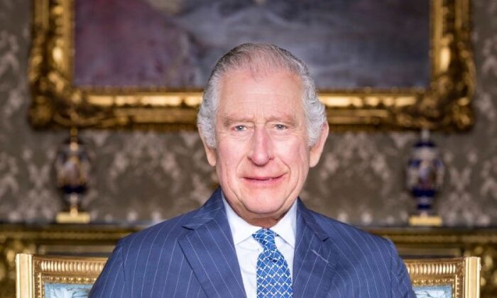 Mhoni Vidente hace alarmante predicción sobre el rey Carlos III