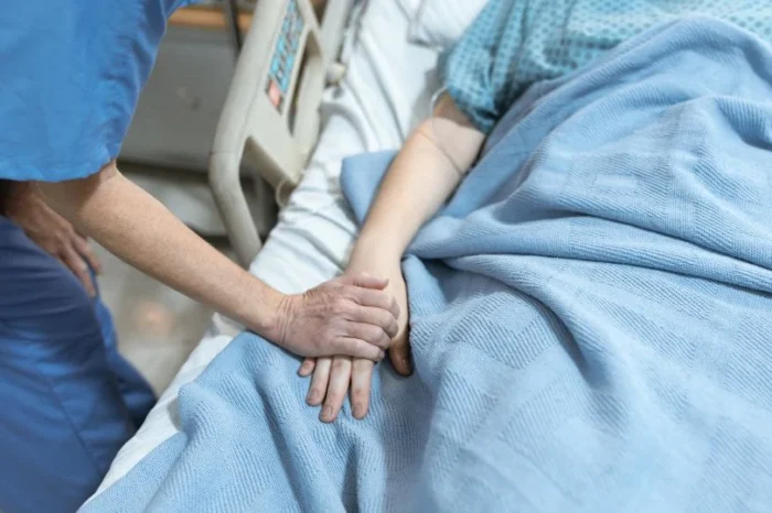 Enfermero confiesa que mató a 20 pacientes que sufrían de Covid-19