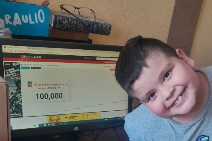Niño que se hizo viral llega a los 100 mil suscriptores en su canal de YouTube