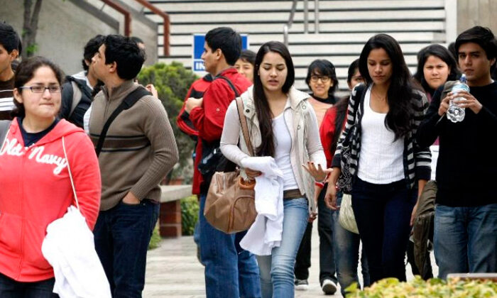 Si tu Universidad te negó tu título, la podrás demandar