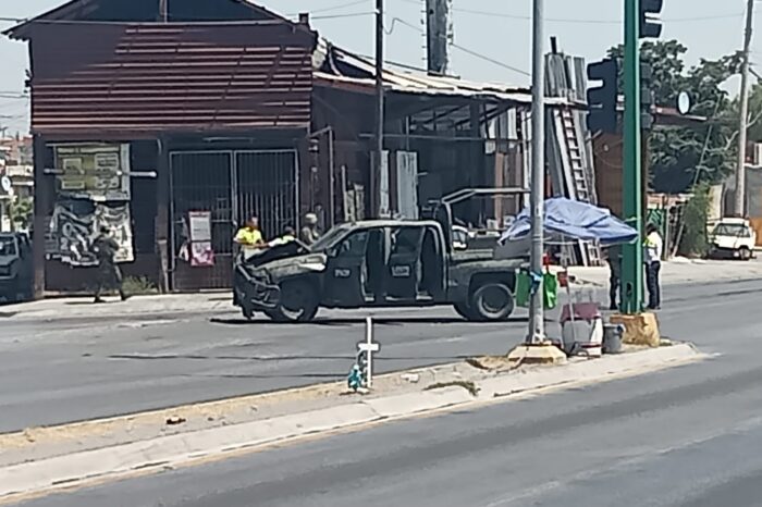 Militares se pasan alto y ocasionan fuerte accidente en carretera Aeropuerto