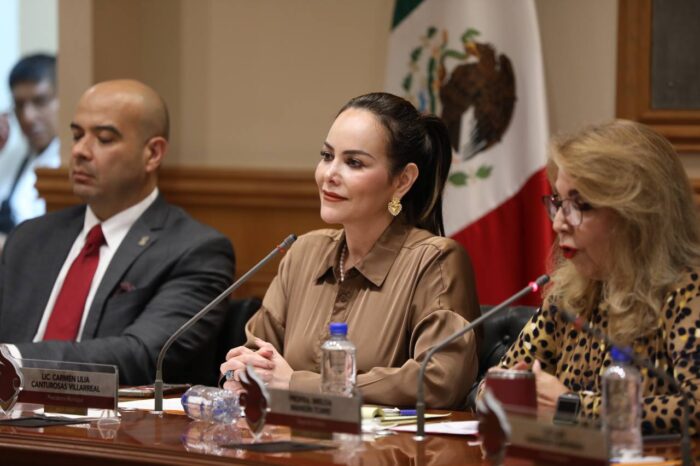 PAISANOS PREFIEREN CRUZAR A MÉXICO A TRAVÉS DE NUEVO LAREDO