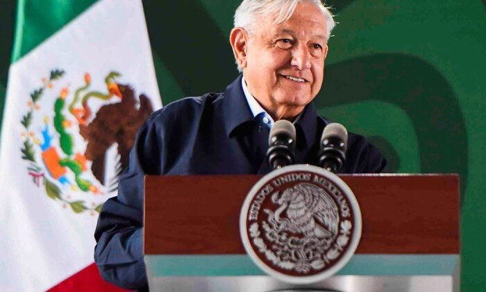 No se retirarán libros de texto gratuito de la SEP: AMLO