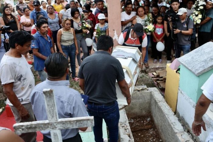 Bailaba y quería ser famosa: Hermana de niña prensada por elevador