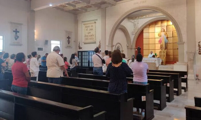 La familia que murió en el accidente de helicóptero en Nepal era de buenas personas, admiten vecinos