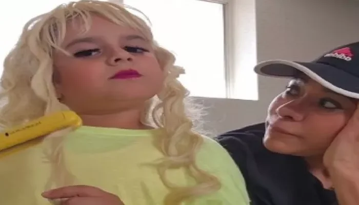 Niña se vuelve viral por imitar a Wendy Guevara