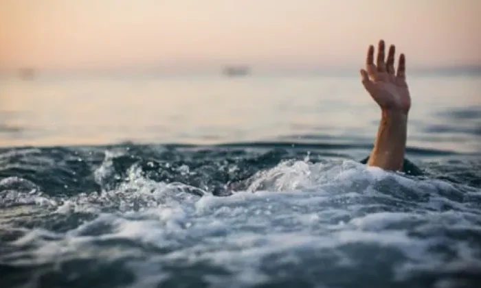 Mujer salta de una cascada para rescatar a su hijo pero muere ahogada