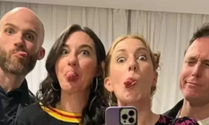 Dos parejas se divorciaron para formar un matrimonio de cuatro personas