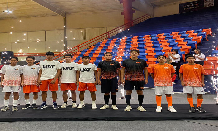 Uniforma la UAT a representativos para torneo de Fútbol Copa Tamaulipas Internacional