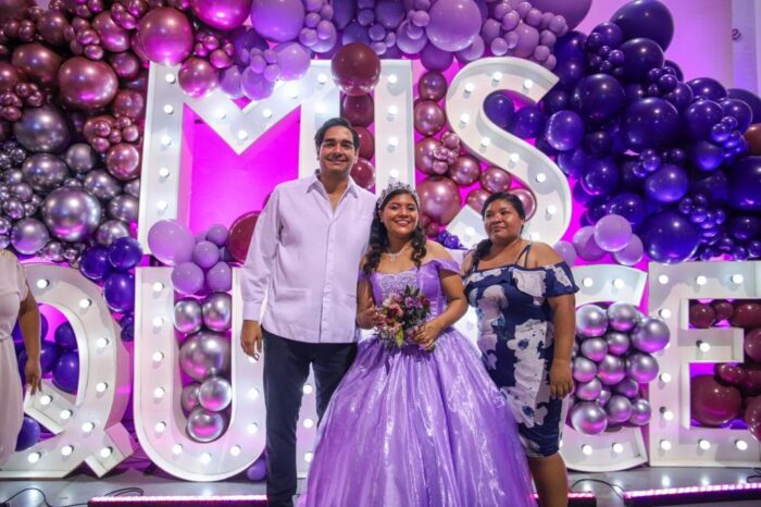Celebró Gobierno de Reynosa a 80 felices Quinceañeras