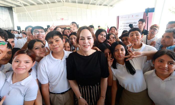 Transforman Gobierno de Nuevo Laredo la preparatoria Poniatowska