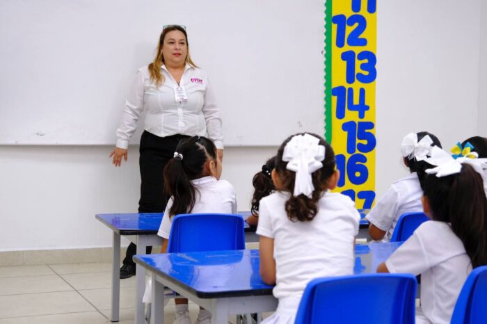 INICIA CICLO ESCOLAR EN CENTROS EDUCATIVOS DEL DIF