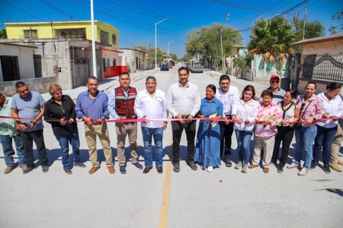 Inauguraron vecinos de la Aquiles Serdán una nueva pavimentación