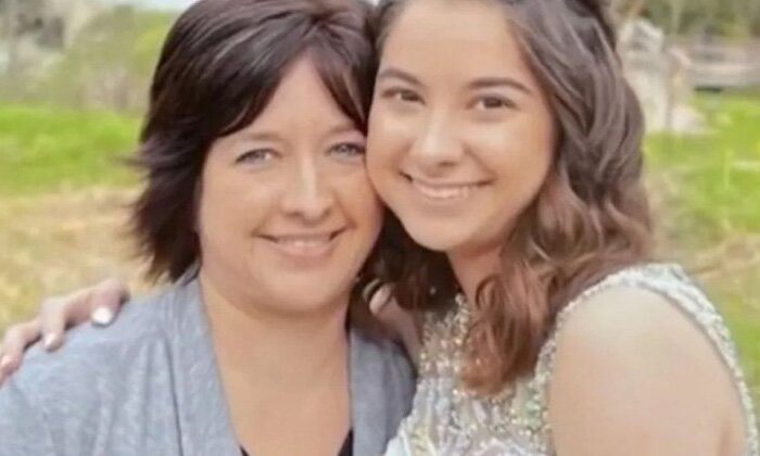 Joven mata a su madre; intentaba ocultar que la habían expulsado de la universidad