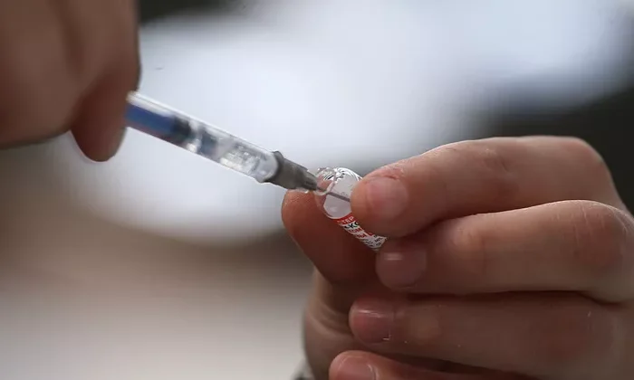 Cofepris alerta sobre vacuna contra dengue