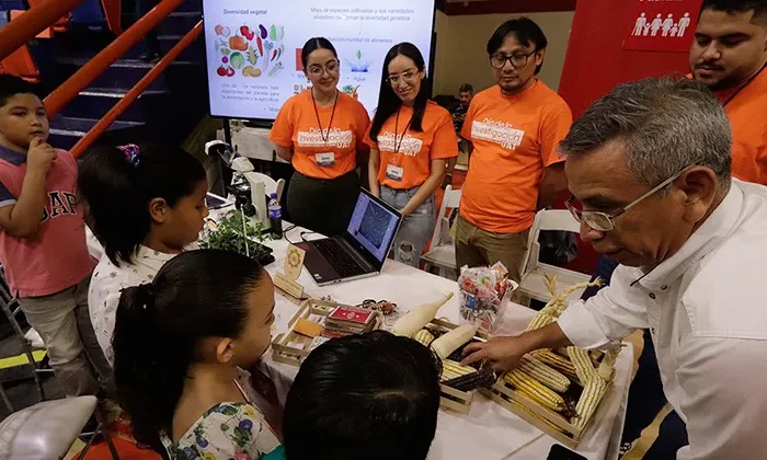 Organiza UAT día de la investigación