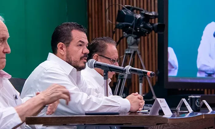 Aprueba la UAT 12 nuevos posgrados