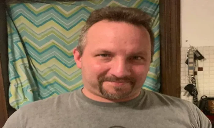 Hombre muere ahogado tras salvar a su hijo en el mar