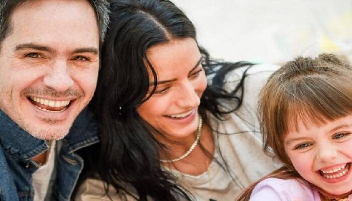Mauricio Ochmann y Aislinn Derbez regresan como pareja: se irán a otro país