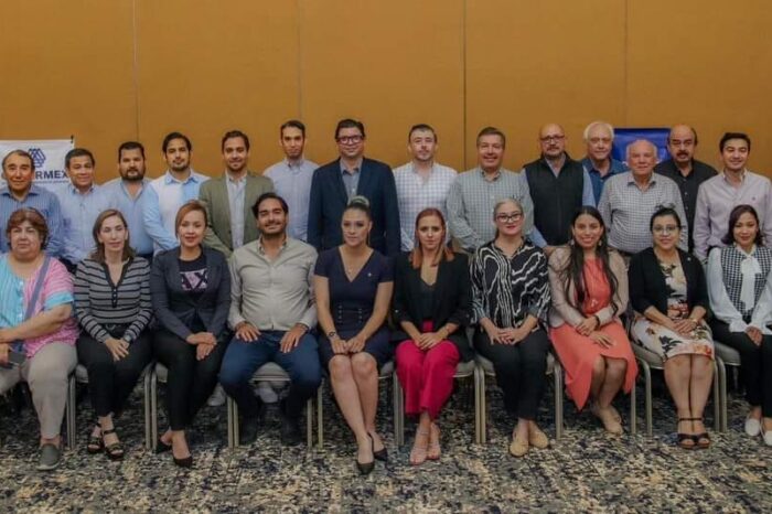 Participó Carlos Peña Ortiz en sesión de COPARMEX