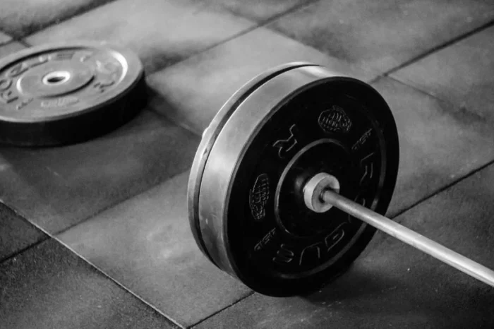 Menor muere aplastado por una pesa en gimnasio de Yucatán