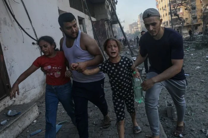 Nuevo bombardeo israelí en Gaza deja 266 muertos; entre ellos 117 niños