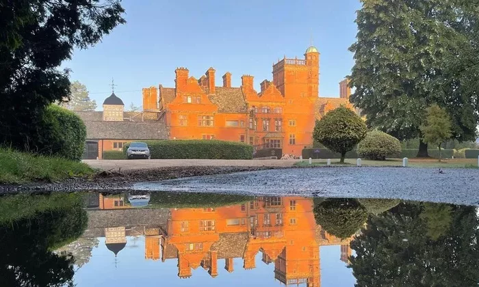 Escuela nombra a una Inteligencia Artificial como su nueva ‘directora’