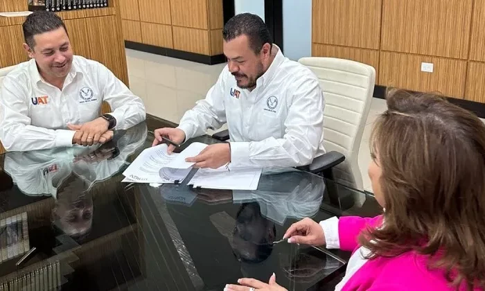 Consolida UAT vinculación con la Universidad de Texas Valle del Río Grande