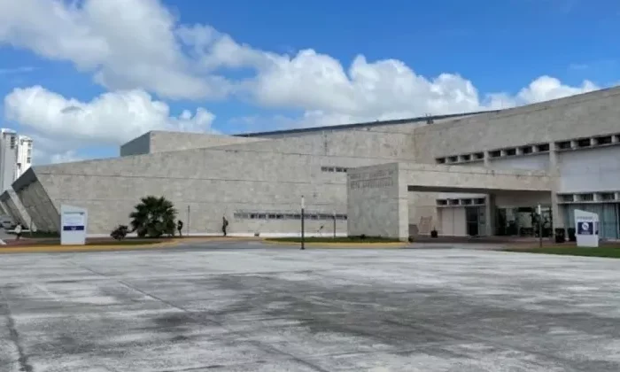 Elevador de hospital en Yucatán se desploma tras falla mecánica