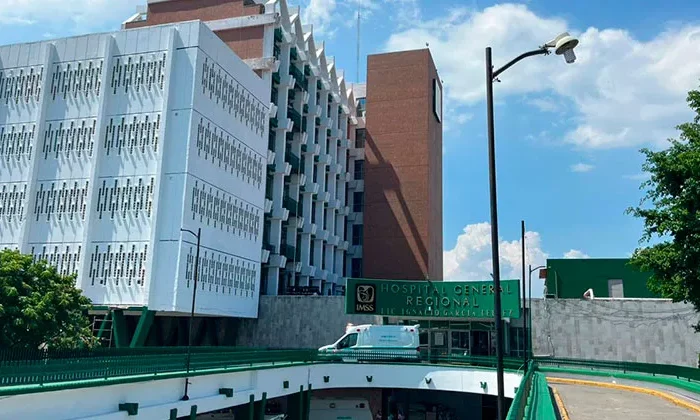 Menor de 3 años fallece tras caer de un tercer piso