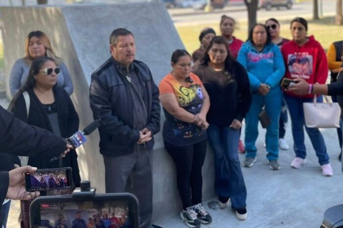 “DEJE DE PROTEGER AL EJERCITO”; FAMILIARES DE JOVENES ASESISNADOS POR LA SEMAR EXIGEN JUSTICIA A ANDRES MANUEL LÓPEZ OBRADOR